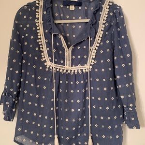blue and white embroidered tunic blouse 🫐